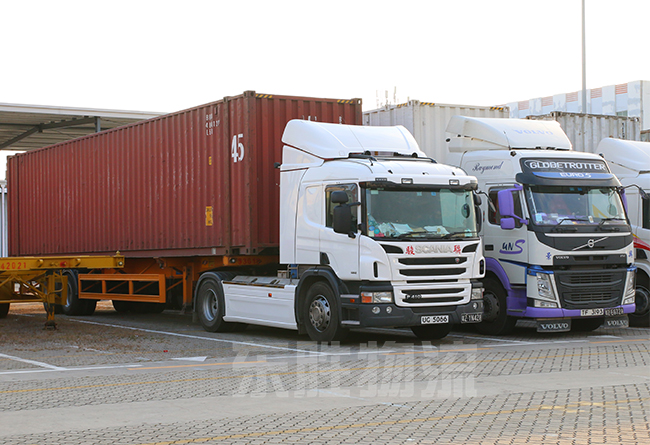 中港物流公司，發貨到香港物流公司，深圳東勝物流中港拖車運輸案例圖