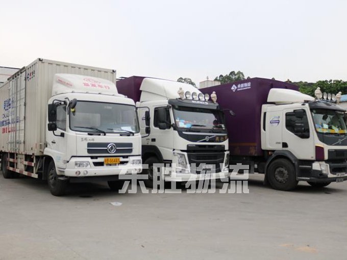 電子煙出口到香港，電子煙到香港門(mén)到門(mén)物流運(yùn)輸案例圖