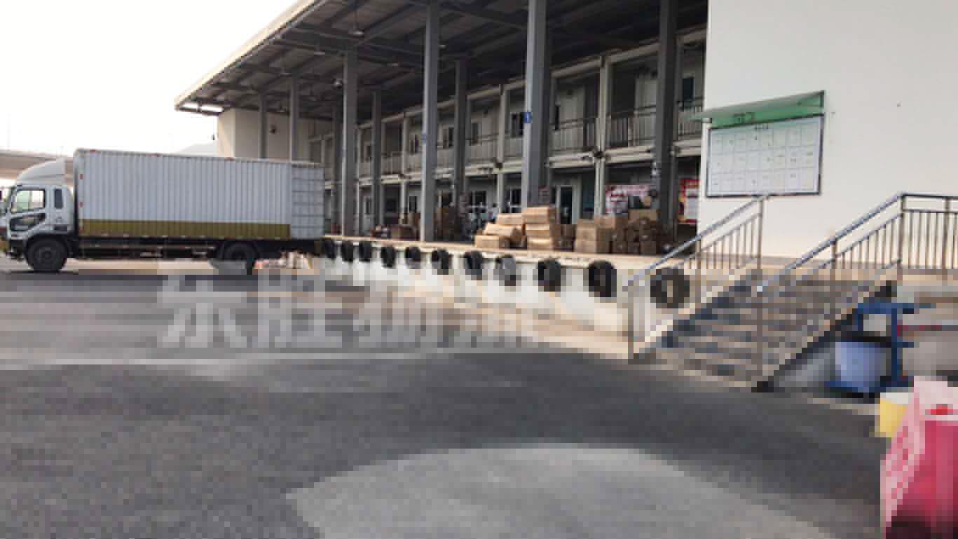 東莞到香港專線物流，東莞到香港物流--深圳東勝物流倉庫